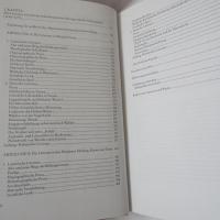 Fritz Peter Knapp Die Literatur des Früh- und Hoch-mittelalters　　Geschichte der Literatur in Österreich
Band 1