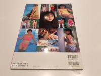 【未開封品】 小島莉子 写真集 FIRST MAGIC ファーストマジック 撮影：荒木秀明 心交社