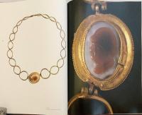 【英語洋書】 バクトリアの黄金財宝：北アフガニスタンのティリヤ・テペ遺跡発掘成果 『The golden hoard of Bactria : from the Tillya-tepe excavations in northern Afghanistan』