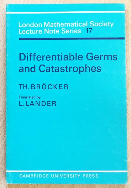 英語数学洋書 Differentiable germs and Catastrophes【微分可能な芽と