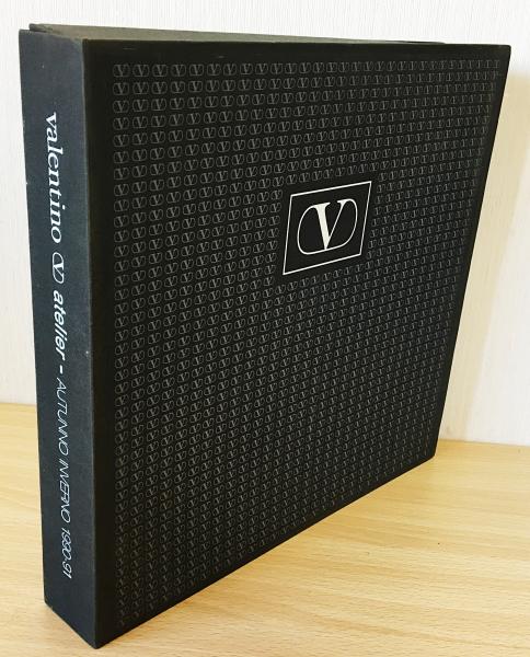 Valentino】ハードカバー インテリア_洋書j 洋書