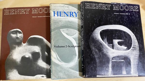 Amazon.co.jp: ヘンリームーア全版画作品集『Henry Moore