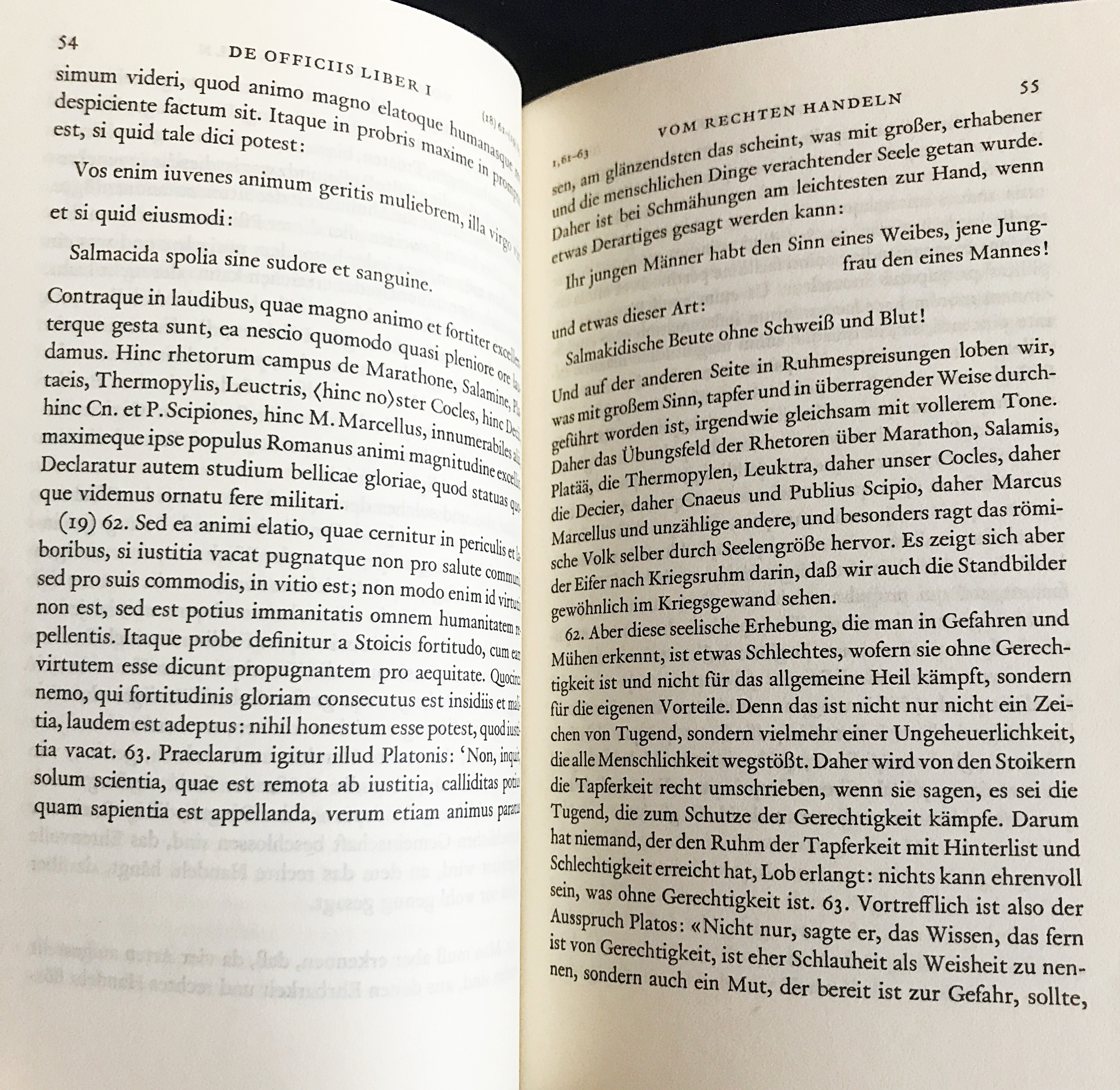 ラテン語-ドイツ語対訳洋書 キケロ著作3冊セット 占いについて