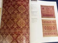 英語洋書 特装版 インドネシアの織物：トーマス・マレイ・コレクション【Textiles of Indonesia：The Thomas Murray Collection】