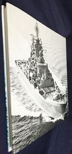 英語洋書 ソビエトの軍艦:1960年から現在までのソ連海軍海上艦隊