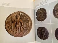 ロシア語洋書 古代ノヴゴロド：応用美術と考古学【Древний Новгород: прикладное искусство и археология】