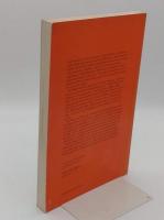 The Poetry of American Women from 1632 to 1945(英)