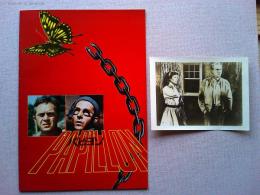 パピヨン　映画パンフレット　プラス　スティーヴ・マックィーン主演映画「絶対の危機」のロビーカード1枚