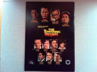 映画「タワーリングインフェルノ」スチール写真２枚　とパンフレット
２枚いずれも消防隊長役のスティーブ・マックイーン
サイズ280mm×205mm、300mm×205mm