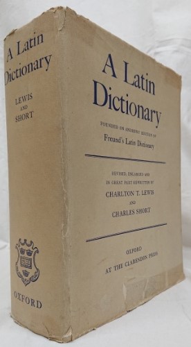 Latin Dictionary For School【貴重書籍】