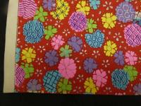 2  ６　千代紙　１６　②花文様　赤　　版元不明　木版彩色刷約４０×２７㎝　木版画　図版