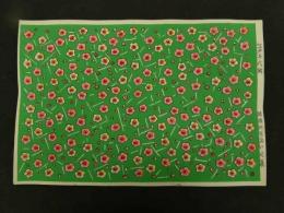 2  ６　江戸千代紙　３５　桃色と白の花　いせ辰版　約37.5×26㎝　木版画　図案