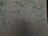 2  ６　江戸千代紙　３５　桃色と白の花　いせ辰版　約37.5×26㎝　木版画　図案