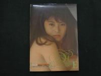 ８　高見沢杏奈ファースト写真集　VAGUE　ヴァーグ