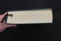 ６　２　針灸学（全一巻）　上海中医学院編　井垣清明・池上正治・浅川要・村岡潔／訳　