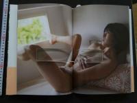 明日見未来1st写真集　あすみみ図鑑