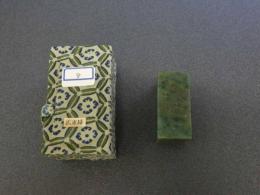 ２ 3　印材　広東緑石　24×24×50ｍｍ