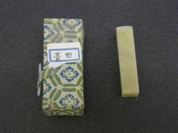 ２ 3　印材　青田石　12×12×52ｍｍ