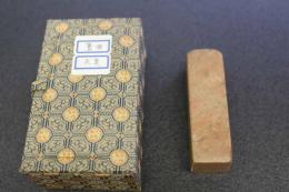 5　5　印材　青田石　20×22×80㎜