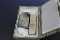 5　5　印材　巴林石　29×29×51㎜　20×20×70㎜　2本