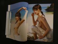 ６　5　桃月なしこ１st写真集　未完　Takeo.Dec撮影　2020年初版