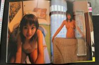 7　写真集　PHOTO MAGAZINE KARAMI 18　佐藤まい