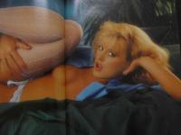 ８　洋書雑誌　NEWLOOK 仏文