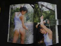 ６　泉明日香写真集　マーメイド伝説　撮影/堂野一圭