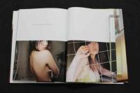 ６　5　三津谷葉子写真集　On the way　撮影／橋本雅司　　