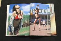 ６　5　三津谷葉子写真集　On the way　撮影／橋本雅司　　