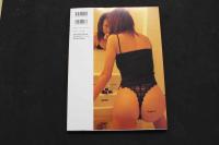 ６　2  石黒都紀子写真集　Hipbone