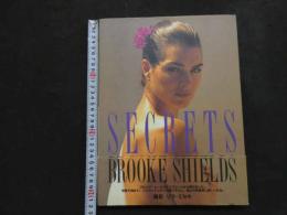 ６　2  BROOKE SHIELDS写真集　SECRETS