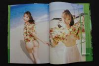 4　美熱　小倉由菜写真集　撮影/山口勝己