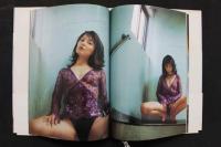 4　安原麗子写真集　「ルナティック・カラーズ」