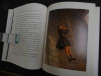 5　2  A CITY IN WINTER　Mark Helprin　Chris Van Allsburg　英文