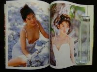 4 小峰佳世写真集　SHNECUHRY