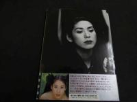 ６　2  黒木瞳写真集　17か月のDesigned Woman