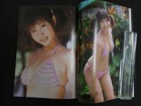 5　5　吉田亜咲写真集　beauty free　撮影/河野英喜　2003年初版