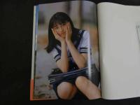 ６　5　三津谷葉子写真集　Zinnia　撮影/塚田和徳