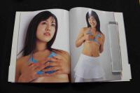 5　2  竹之内ゆりあ写真集　スミレ色の旋律