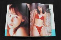 5　2  佐藤仁美ファースト写真集　Bless you…!