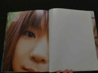 ８　百華写真集　momoka
