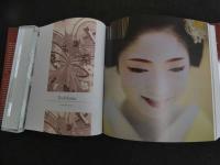 ３　8　Geiko&Maiko of Kyoto 　ROBERT VAN KOESVELD　