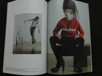 ８　5　HUgE　[ヒュージ]　No.27　2006年8月号