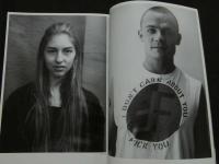 ８　5　HUgE　[ヒュージ]　No.52　2009年1月号