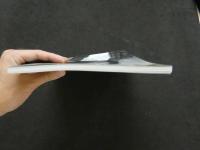 ８　5　HUgE　[ヒュージ]　No.52　2009年1月号