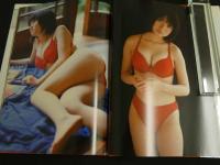 2  ４　細田あかり写真集　15歳、咲きます。　BLOOMING