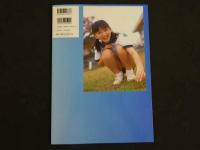 2  ４　飯田里穂写真集　プール