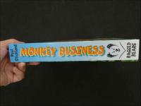 ２　海外絵本　仕掛け本　MONKEY BUSINESS　Paul STICKLAND　　RAGGED BEARS　初版　英文　洋書　児童書