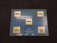 ２　海外絵本　仕掛け本　MY LITTLE BLUE ROBOT　Stephen T. JOHNSON　英文　洋書　児童書